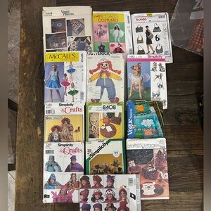 Vintage Lot of 14 Sewing Patterns Crafts Costume Dog Fairy‎ Clown Doll New Uncut
